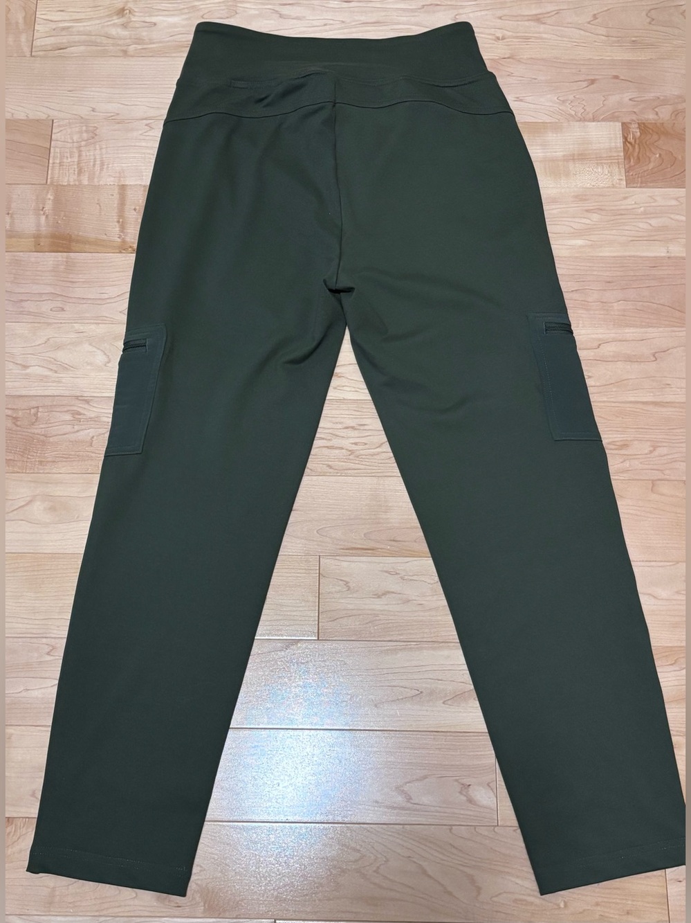 Joe Fresh Active Cargo pants 2 black 1 Khaki small zippers pockets elastic waist